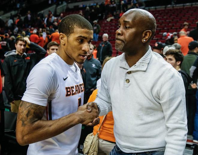 球员与媒体 球员与媒体